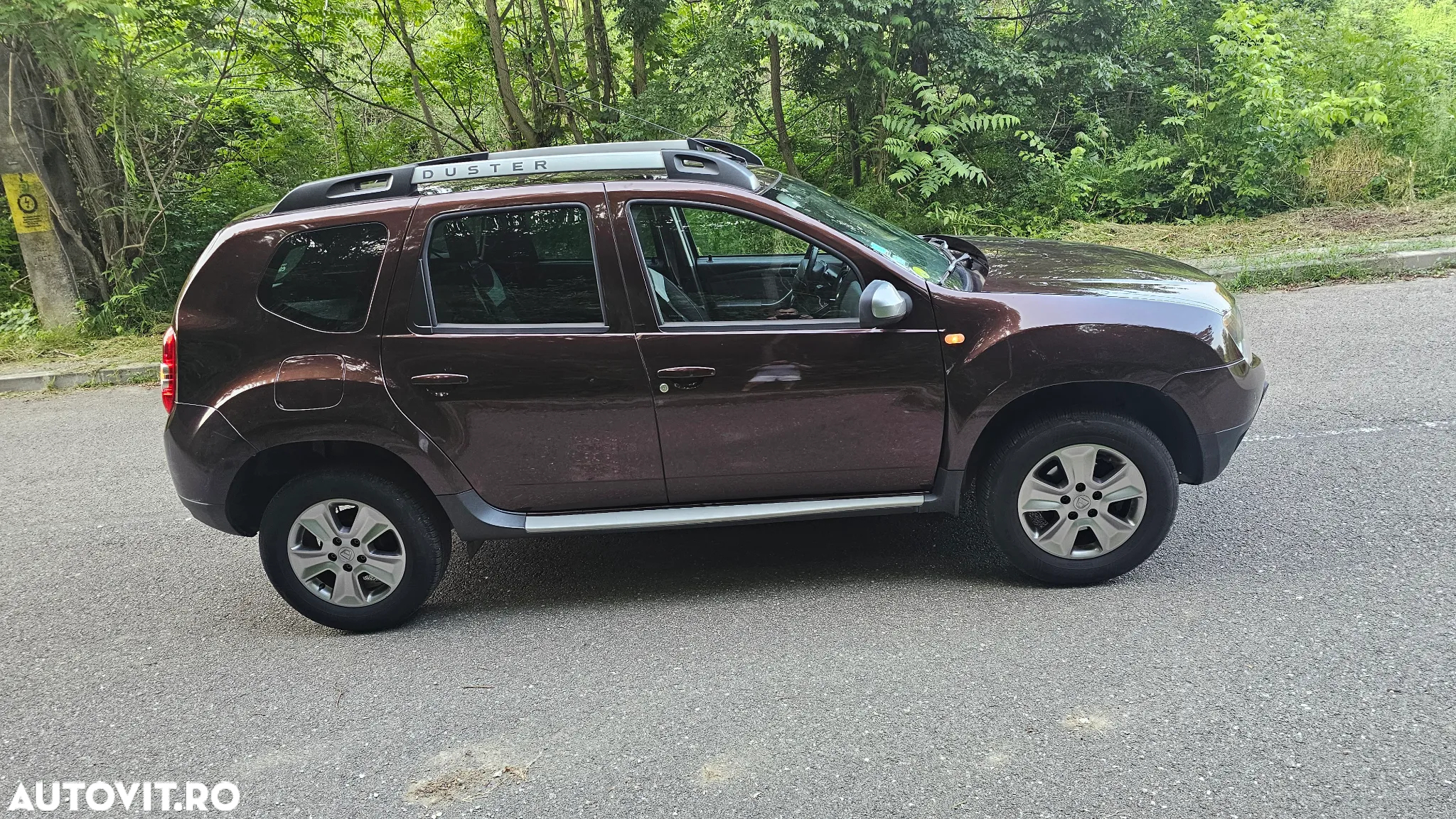 Dacia Duster 1.5 dCi 4x2 Laureate - 6