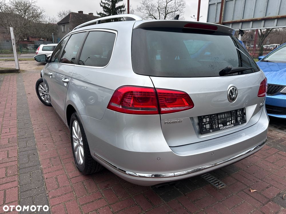 Volkswagen Passat - 4