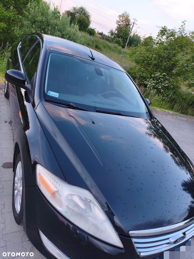 Ford Mondeo 2.0 Ghia - 14
