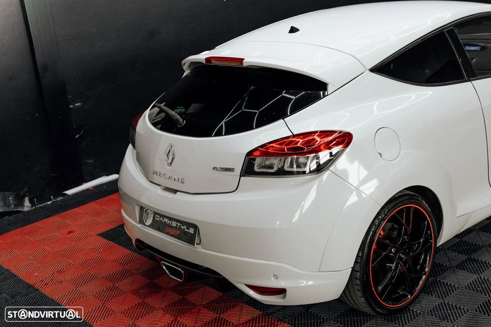 Renault Mégane Coupe 2.0 T 16V RS - 11