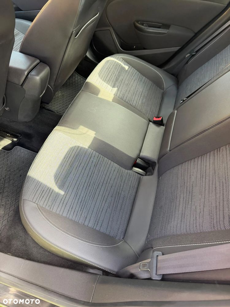 Opel Astra 1.4 T EU6 - 10