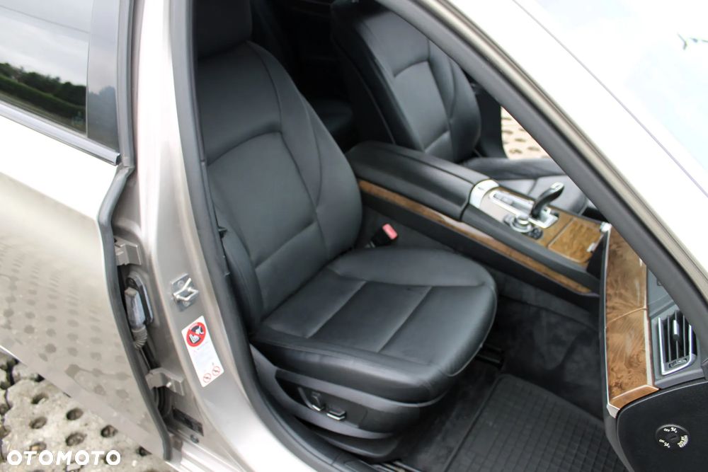 BMW Seria 7 730d Blue Performance - 27