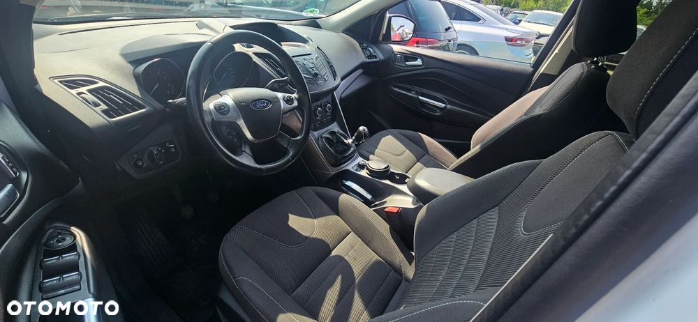 Ford Kuga 1.5 EcoBoost 2x4 Cool & Connect - 8