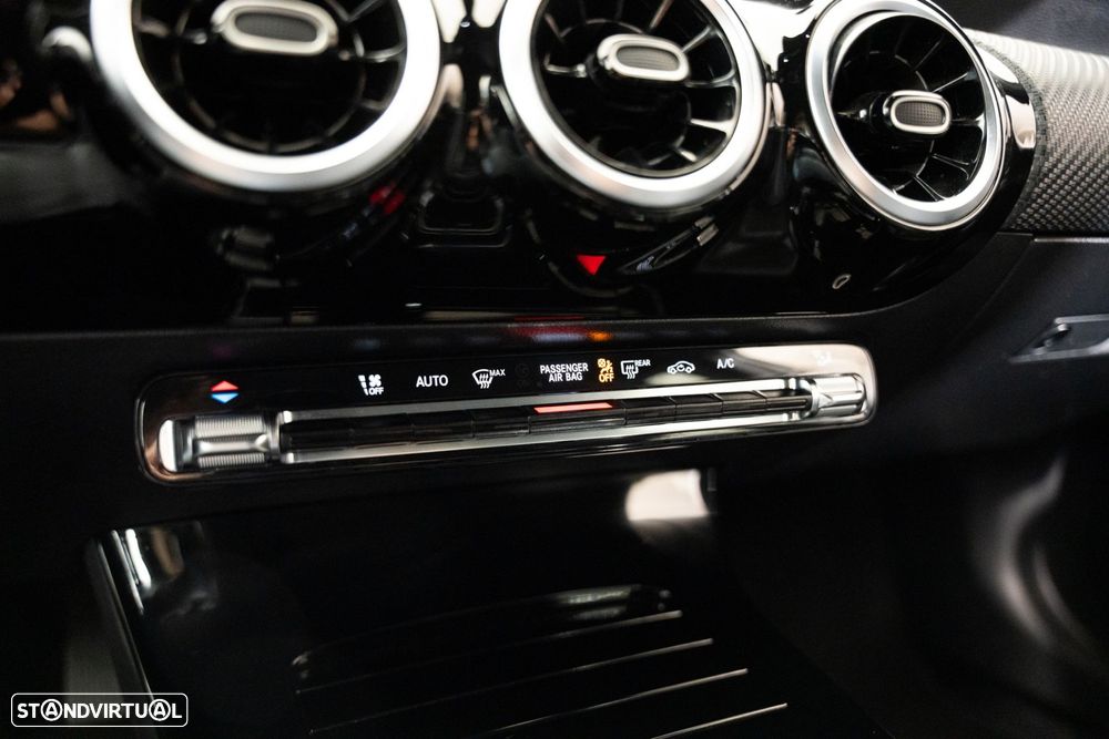 Mercedes-Benz A 180 d Progressive Aut. - 13