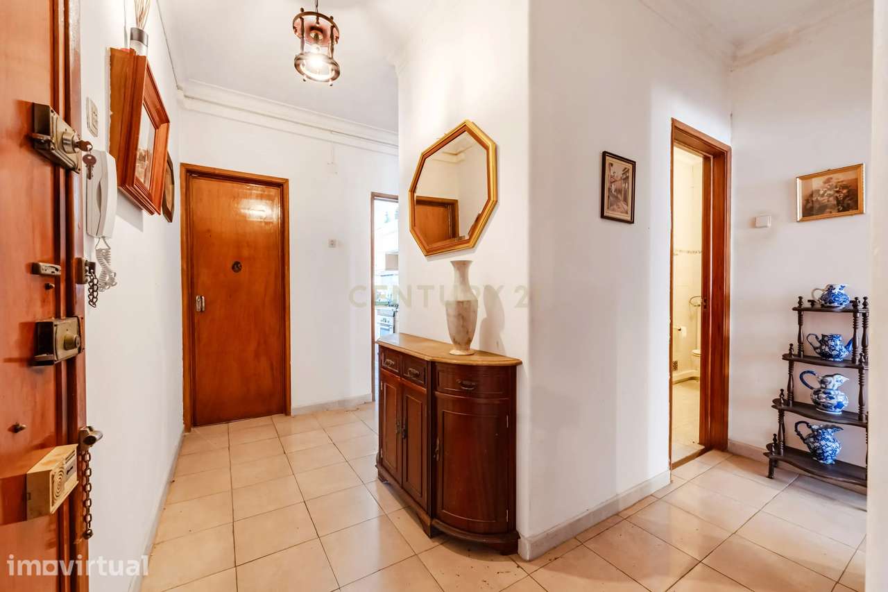 Apartamento T4 - Laranjeiro - Grande imagem: 5/26