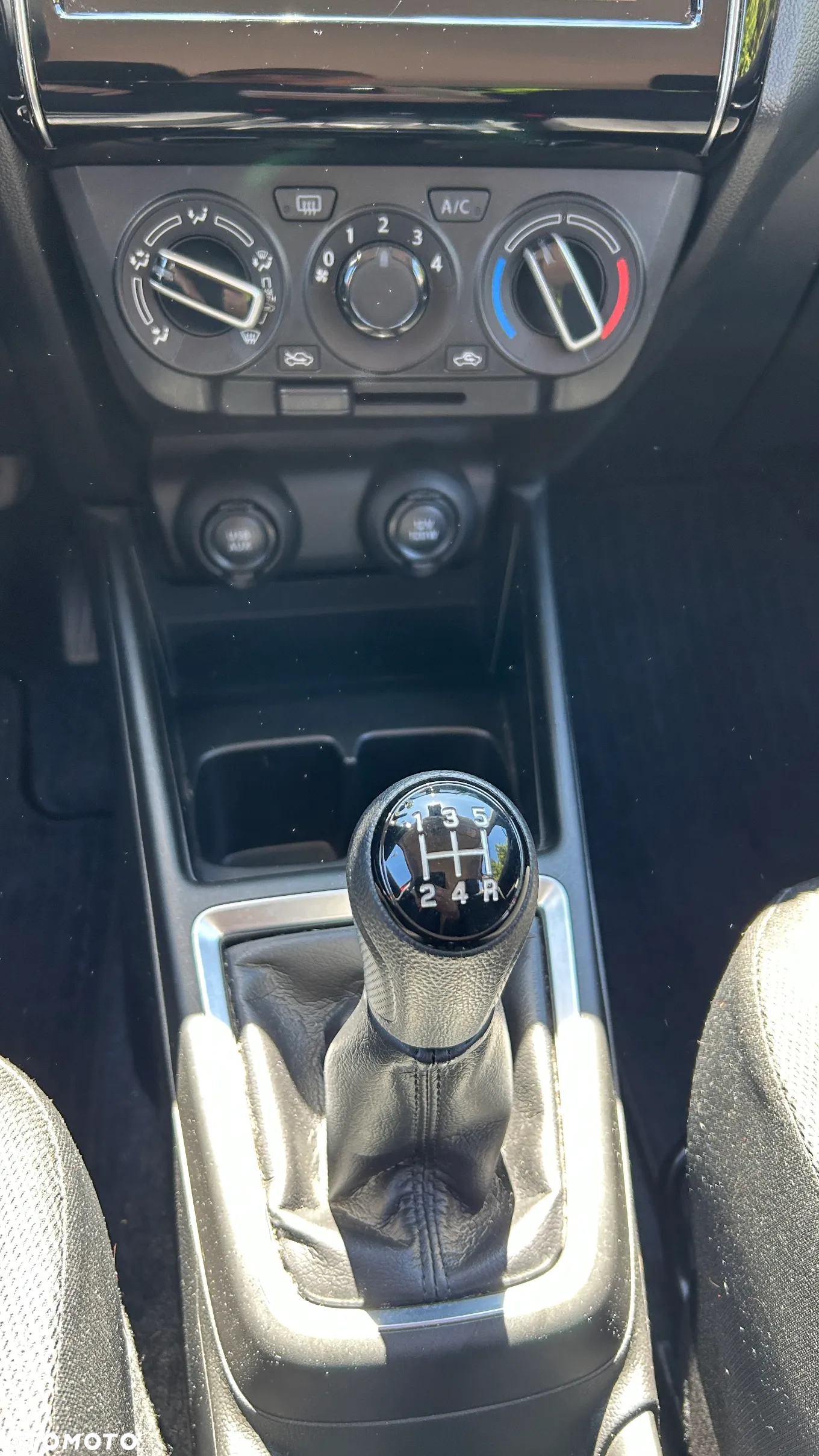 Suzuki Swift - 12