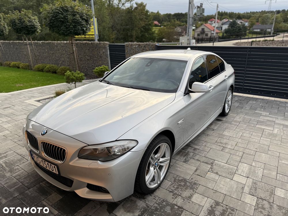 BMW Seria 5 525d xDrive - 15