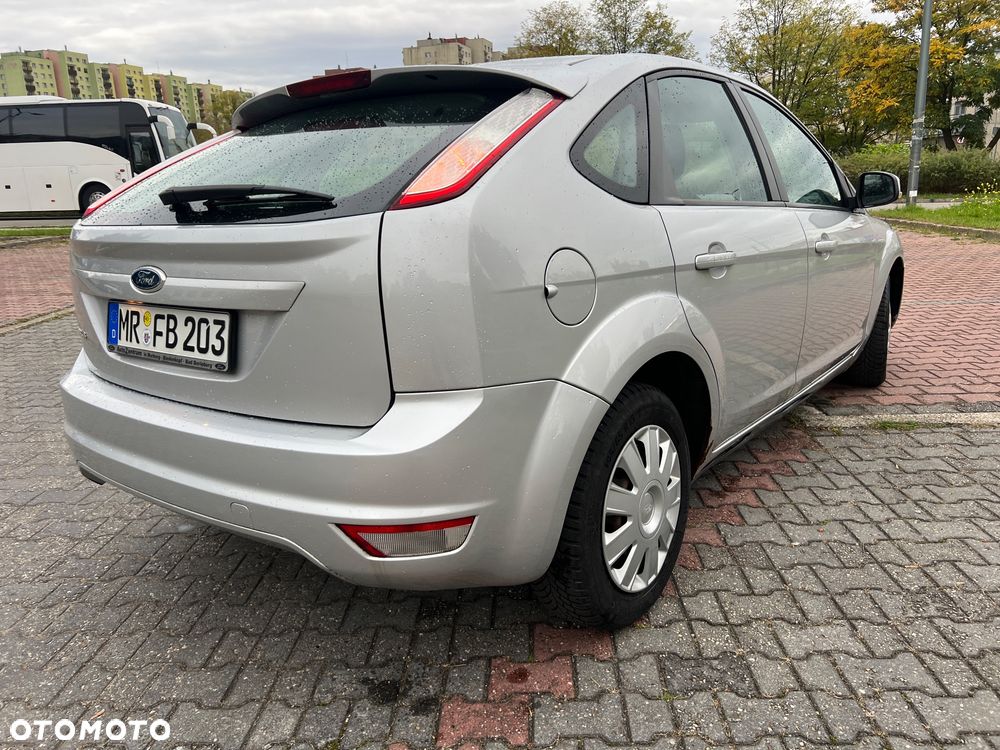 Ford Focus - 11