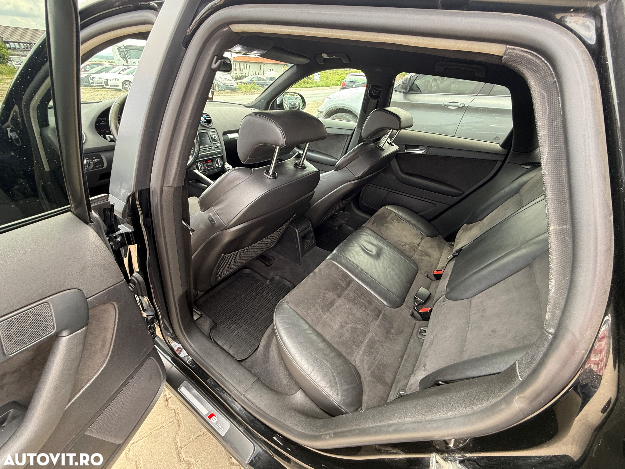 Audi A3 2.0 TDI Sportback DPF quattro Attraction - 7
