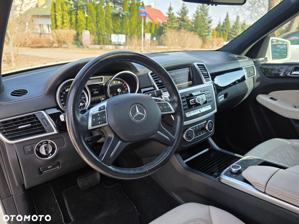 Mercedes-Benz GL - 17