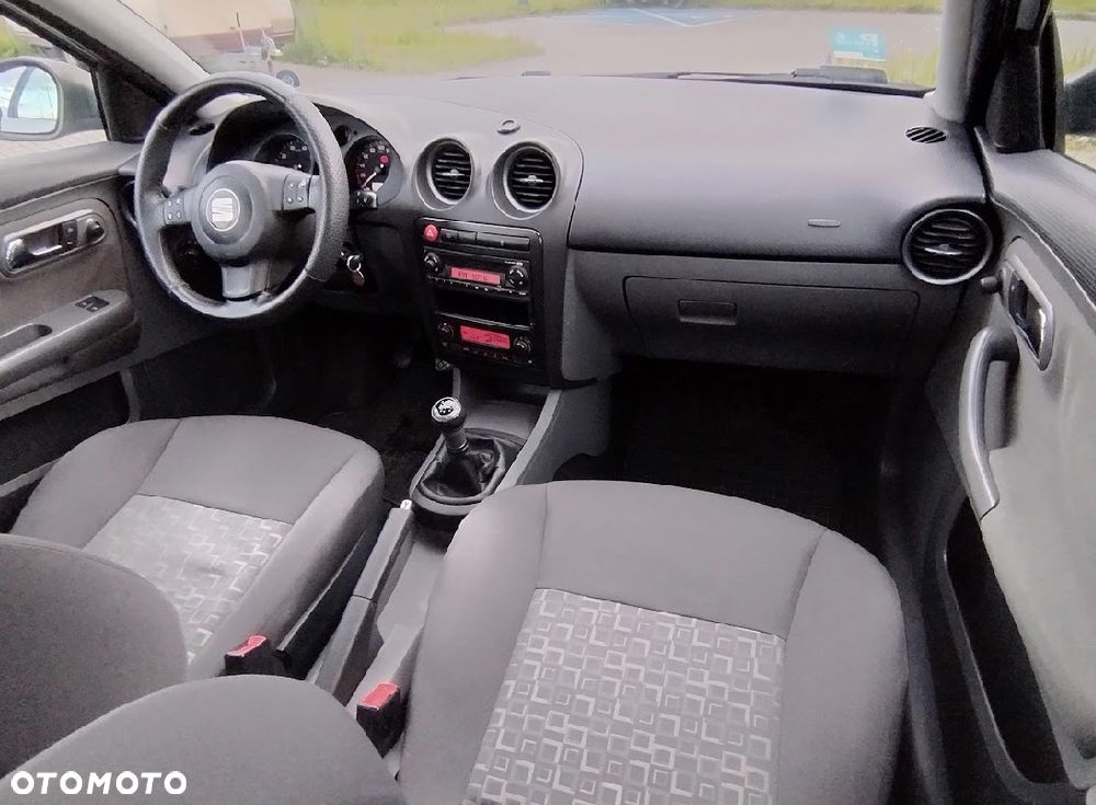 Seat Ibiza 1.6 16V Reference - 13