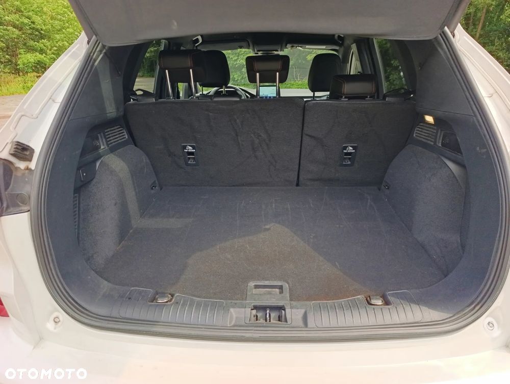 Ford Kuga 2.5 FHEV AWD ST-Line X - 7