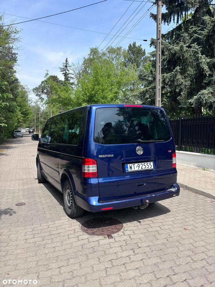 Volkswagen Multivan - 4