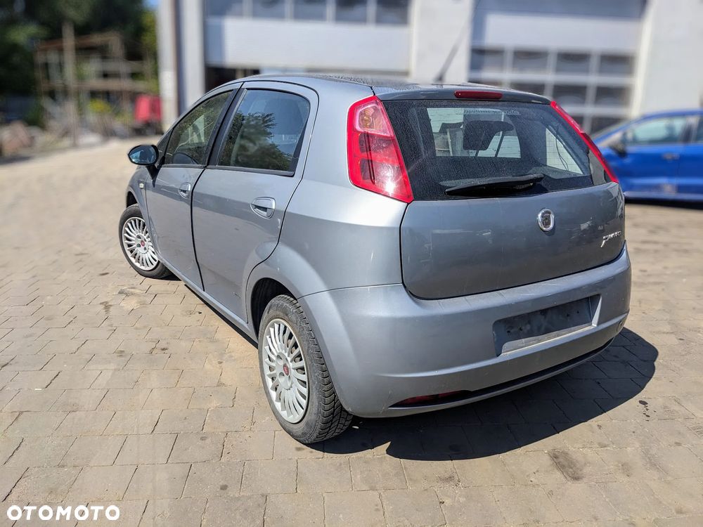 Fiat Grande Punto 1.6 2007 595/A na części - 7