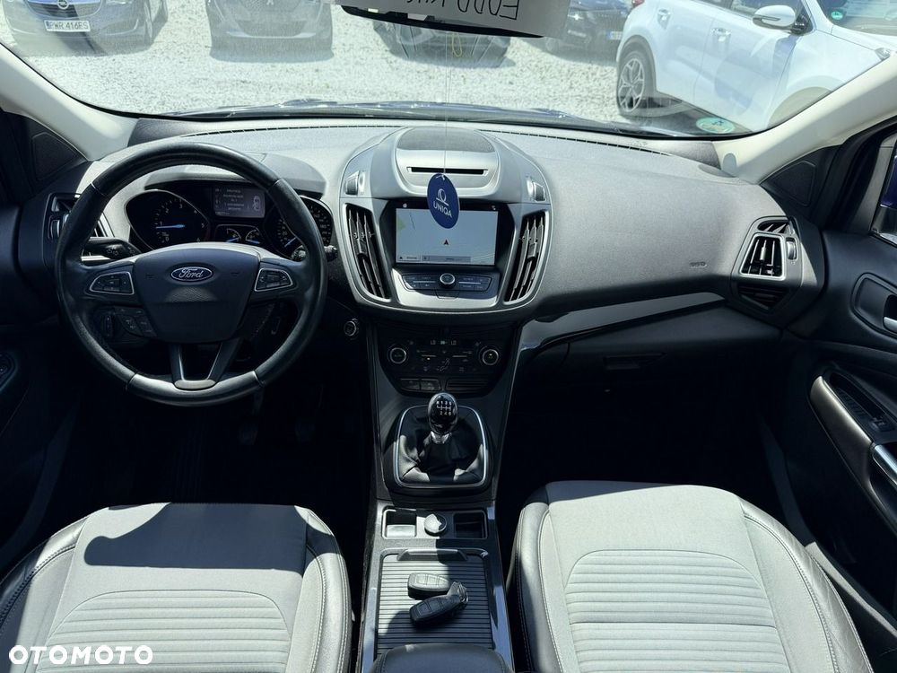 Ford Kuga 2.0 TDCi 4x2 Titanium - 26