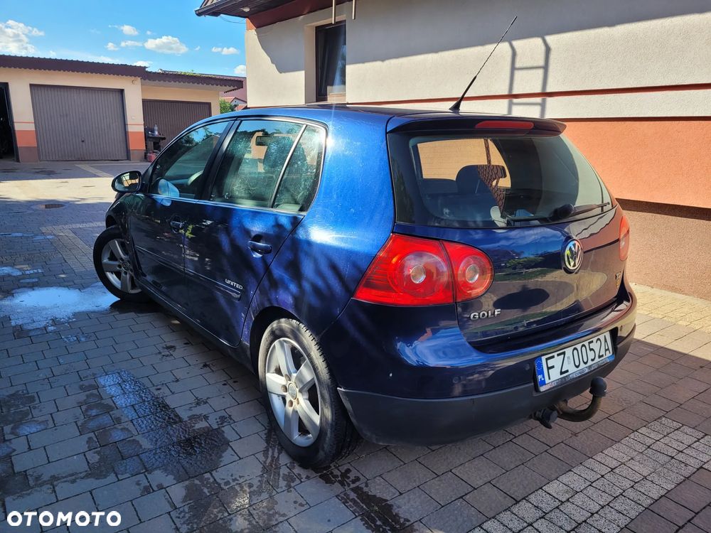 Volkswagen Golf 1.9 TDI DPF United - 6