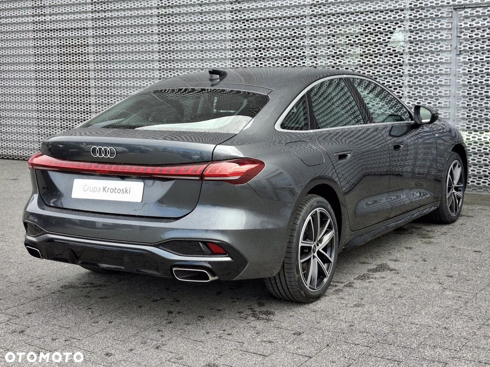 Audi A5 Limousine - 8