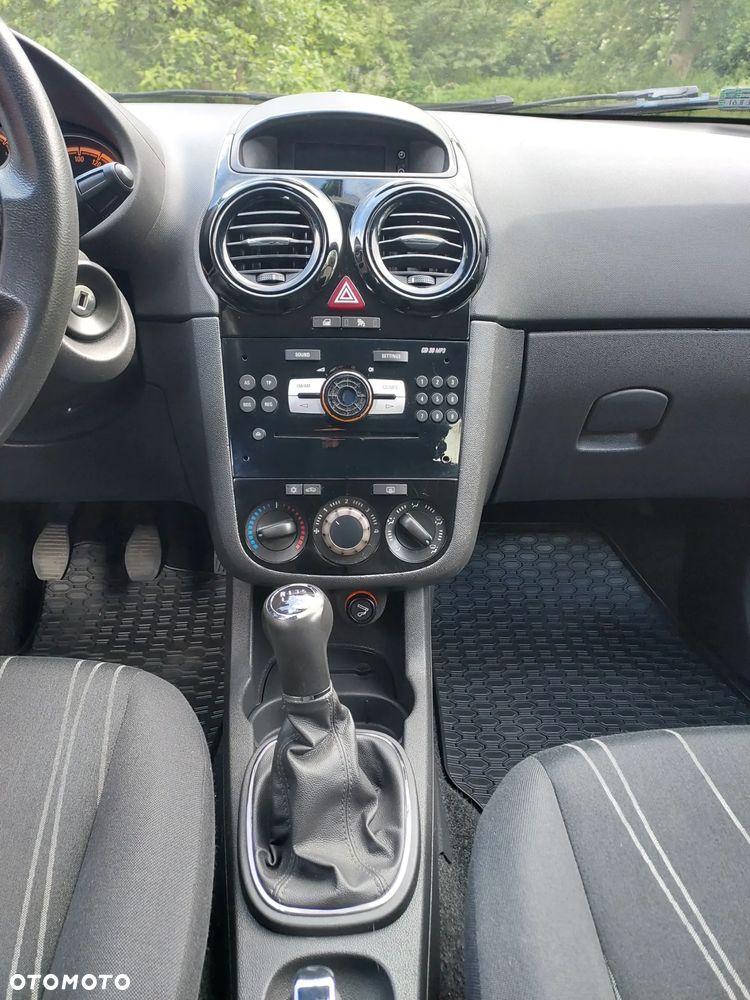 Opel Corsa 1.4 16V Edition 111 Jahre - 8