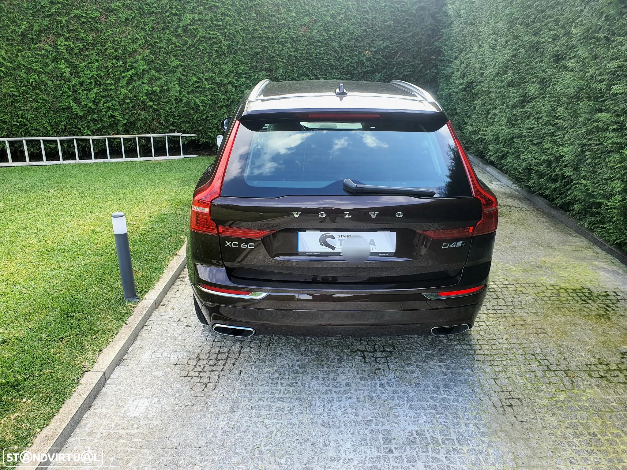 Volvo XC 60 2.0 D4 Inscription AWD Geartronic - 18