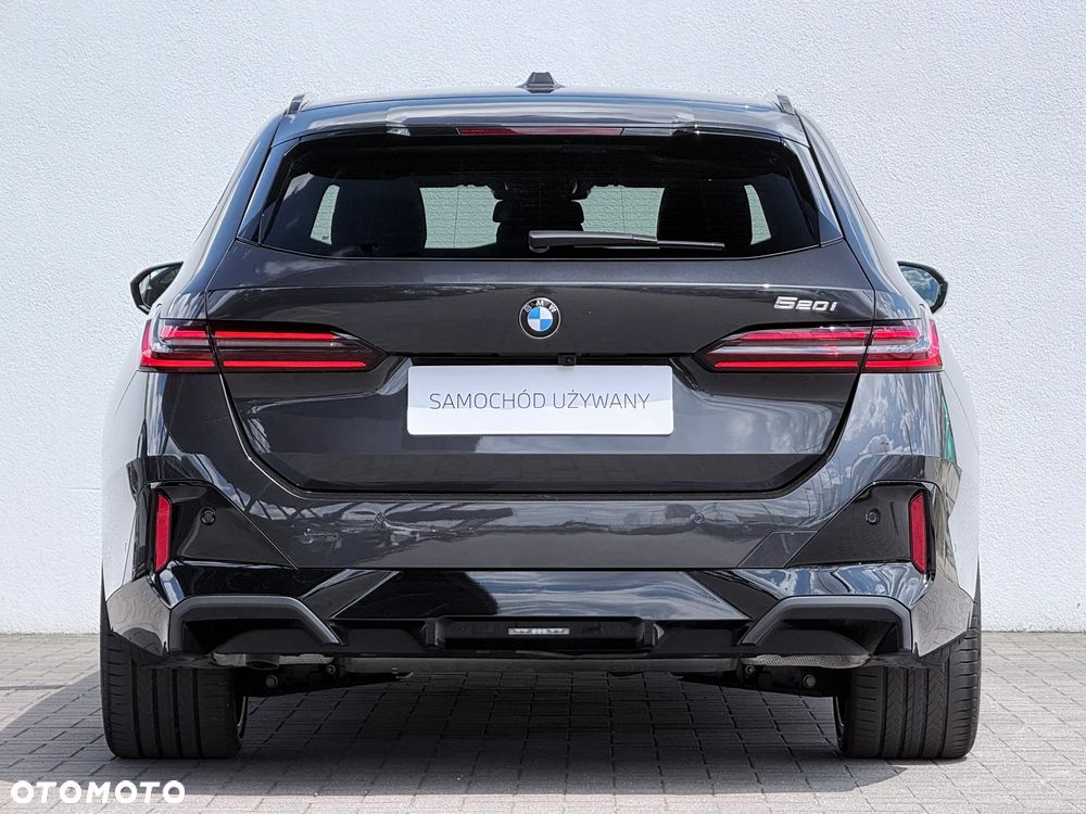 BMW Seria 5 520i - 6
