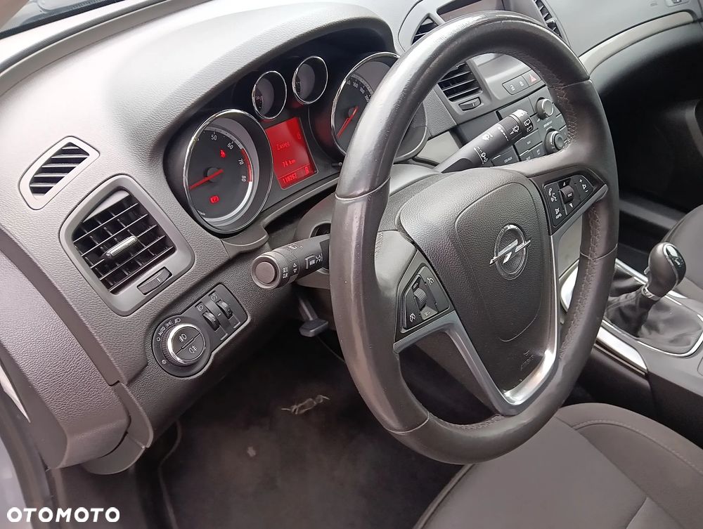 Opel Insignia 1.6 Turbo Edition - 39