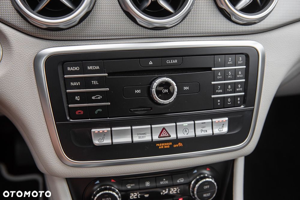 Mercedes-Benz GLA 200 7G-DCT Edition 1 - 25