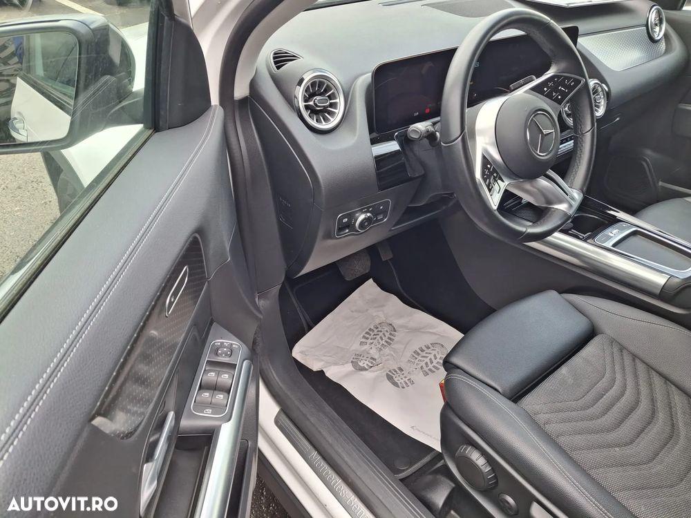 Mercedes-Benz GLA 200 d 4MATIC Aut. - 6