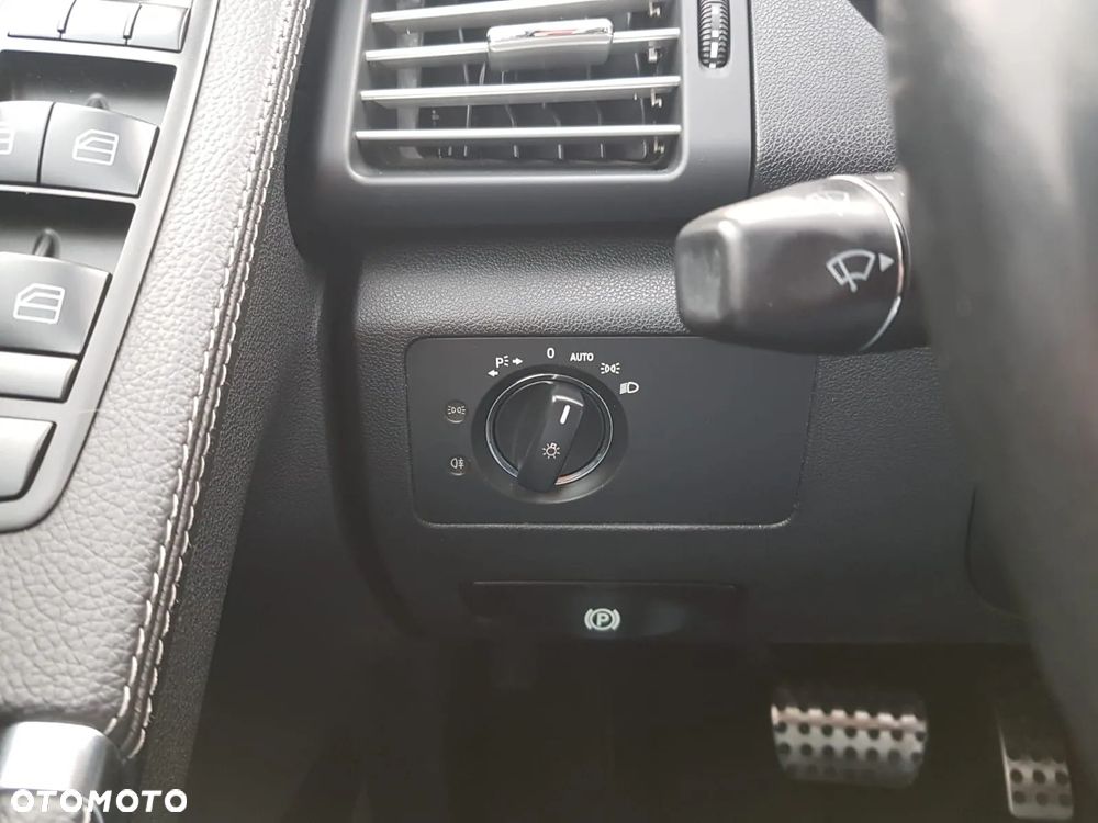 Mercedes-Benz Klasa R 350 CDI 4-Matic - 31