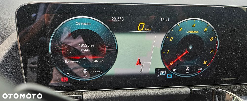 Mercedes-Benz GLA 200 Business Edition - 11