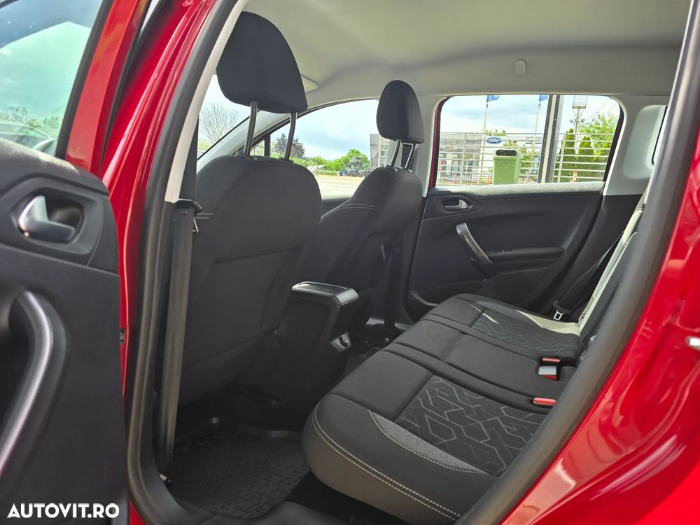Peugeot 2008 - 15