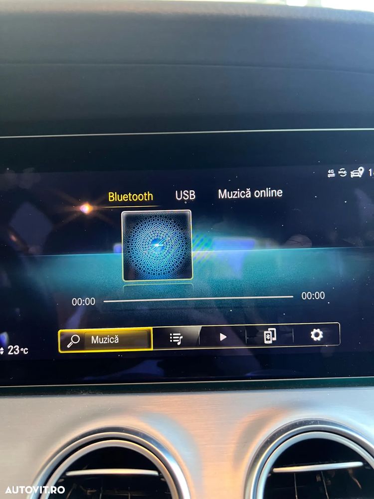 Mercedes-Benz E - 17
