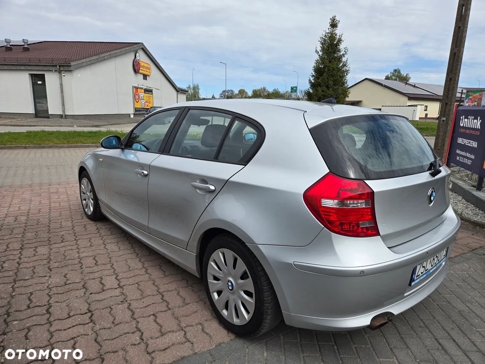 BMW Seria 1 116i - 10