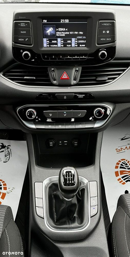 Hyundai i30 - 23