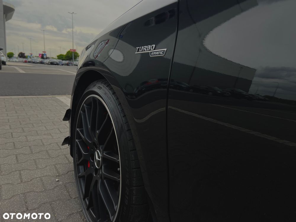Mercedes-Benz CLA AMG 45 4-Matic - 2