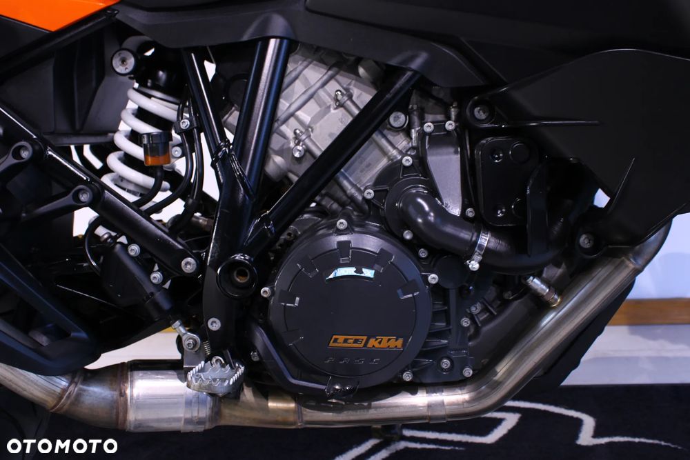 KTM Adventure - 21
