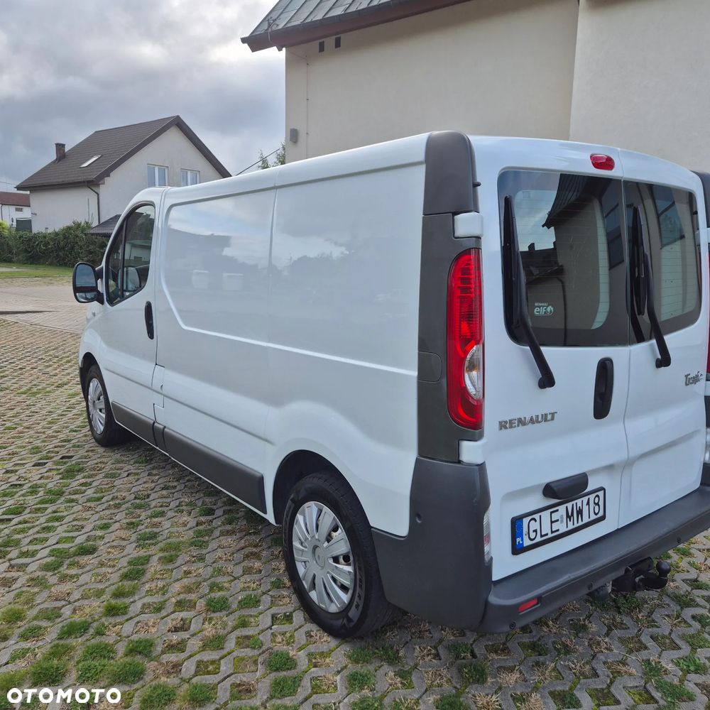 Renault Trafic - 10