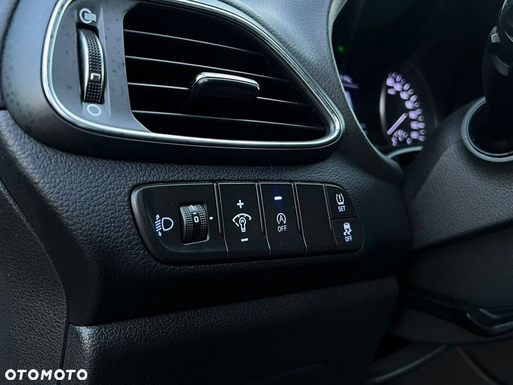 Hyundai i30 1.5 DPI Modern - 21