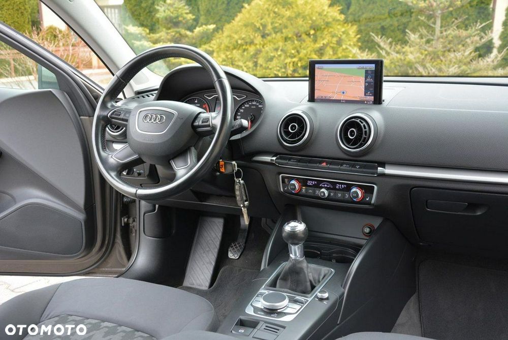 Audi A3 3-drzwiowe 1.6 TDI Ambiente - 18