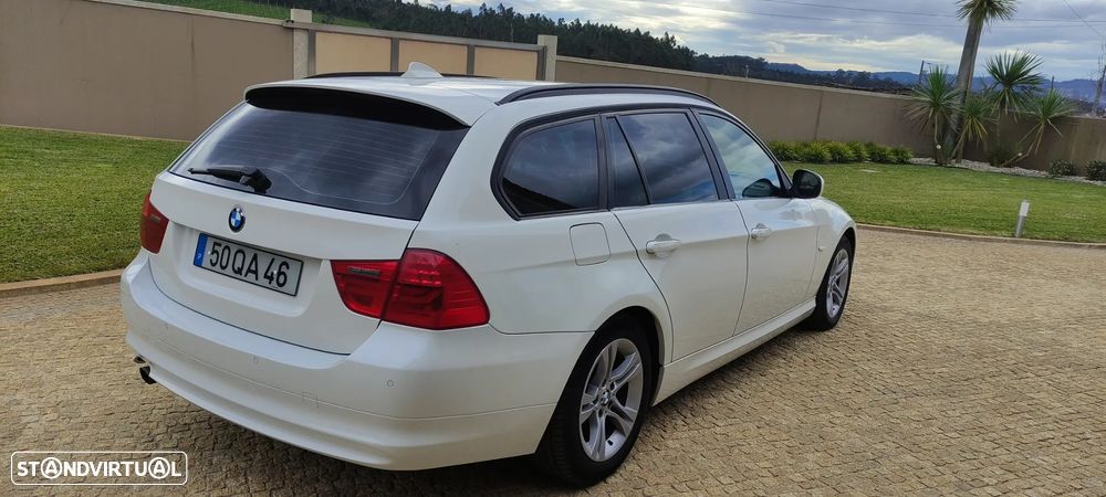 BMW 318 d Touring Sport Line - 4