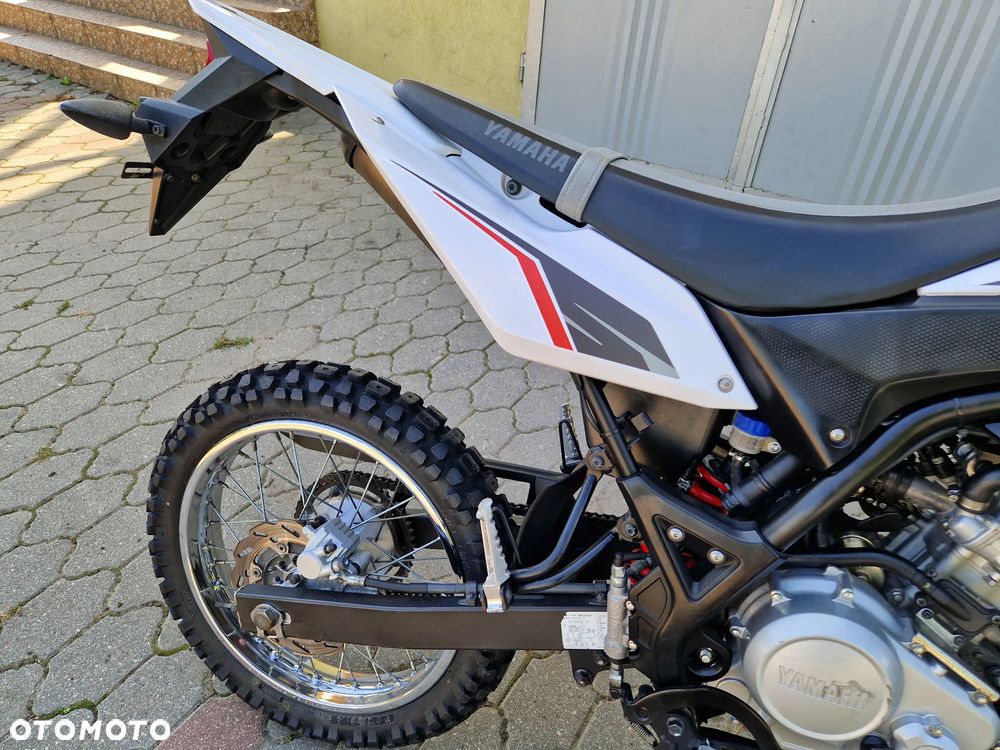 Yamaha WR - 7
