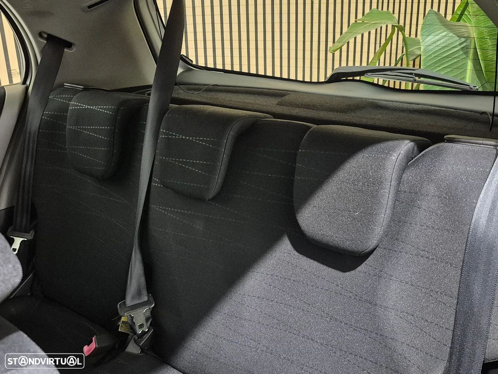 Toyota Yaris 1.0 VVT-i AC - 16
