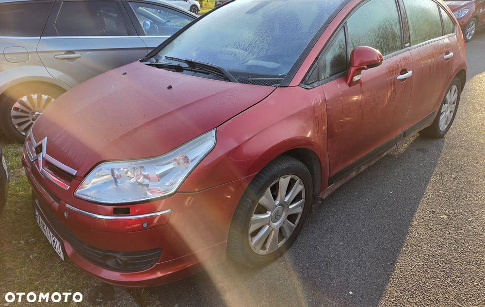 Citroën C4 2.0 16V Exclusive - 5