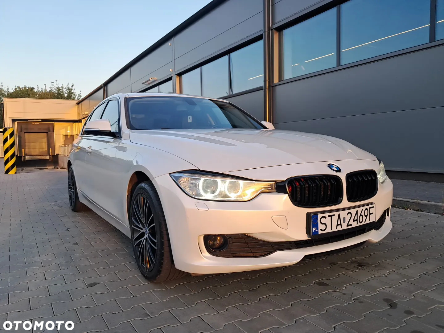 BMW Seria 3 320d Modern Line - 30