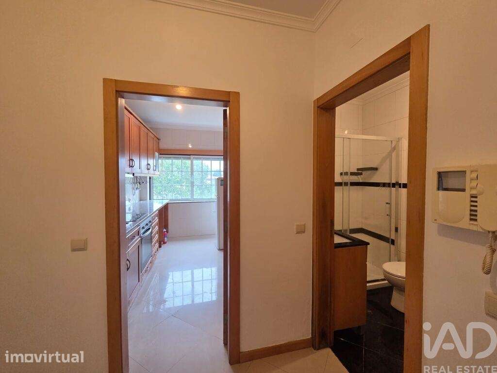 Apartamento T2 em Santa Comba Dão e Couto do Mosteiro de 71 m2 - Grande imagem: 5/27