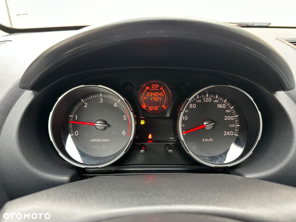 Nissan Qashqai+2 2.0 dCi DPF acenta - 29
