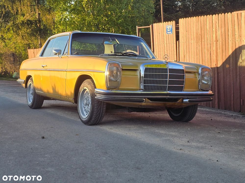 Mercedes-Benz 280 - 12