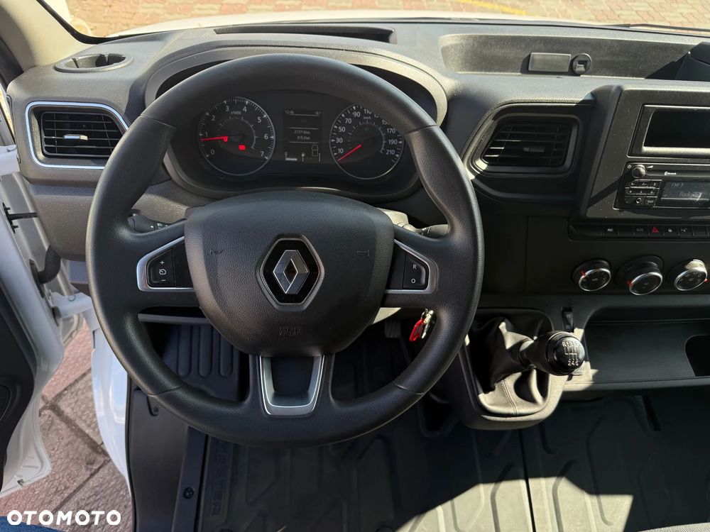 Renault Master - 18