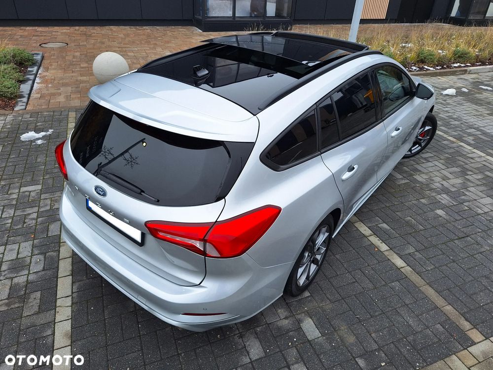 Ford Focus 1.5 EcoBoost ST-Line X - 15