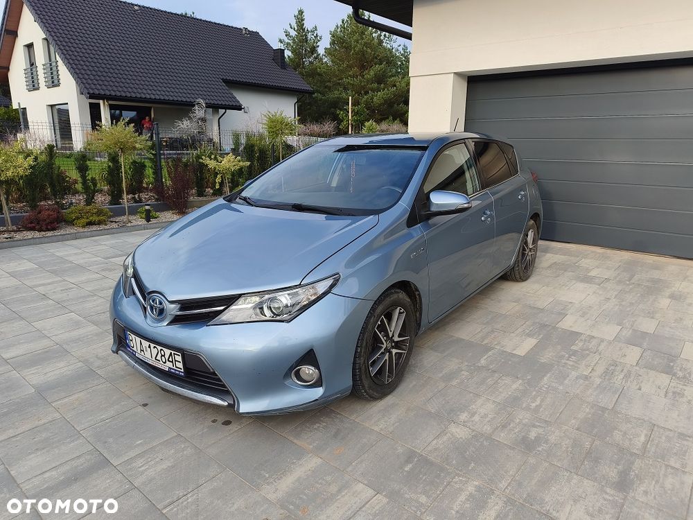 Toyota Auris 1.8 HSD Prestige NAVI - 2