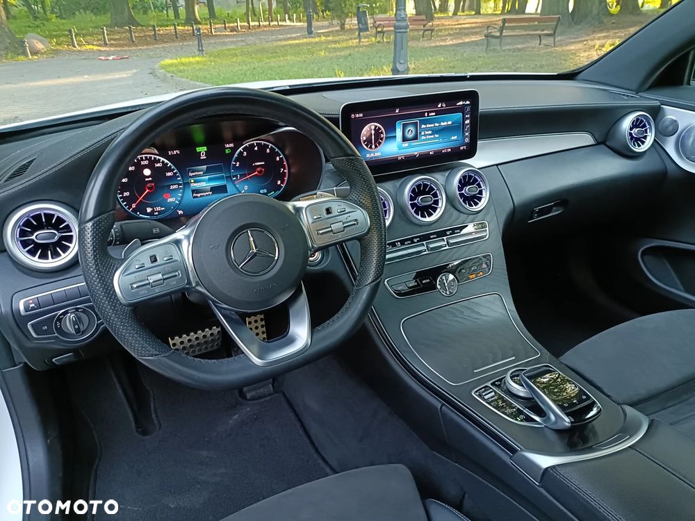 Mercedes-Benz Klasa C 200 4MATIC 9G-TRONIC - 28